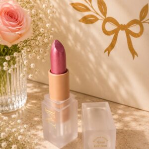 Baume satiné en stick - Rose Bonbon  <br>Soin à lèvres teinté